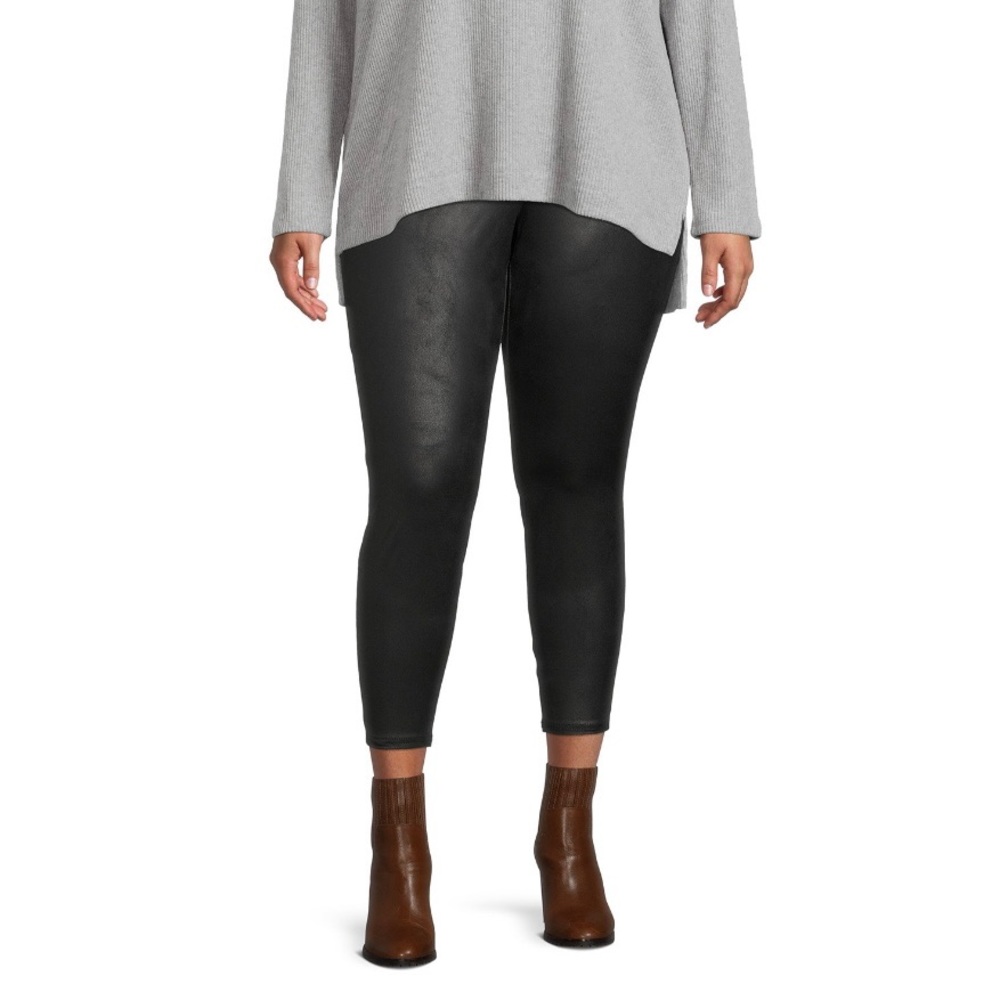 NWOT Terra & Sky Faux Leather, Plus-Sized Leggings- Black- 2X
